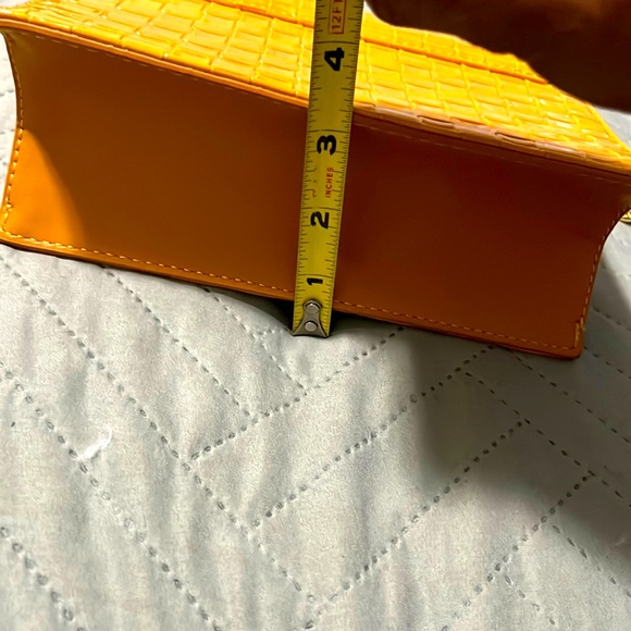 NWT 3 pockets orange  shoulder bag - Picture 7 of 7